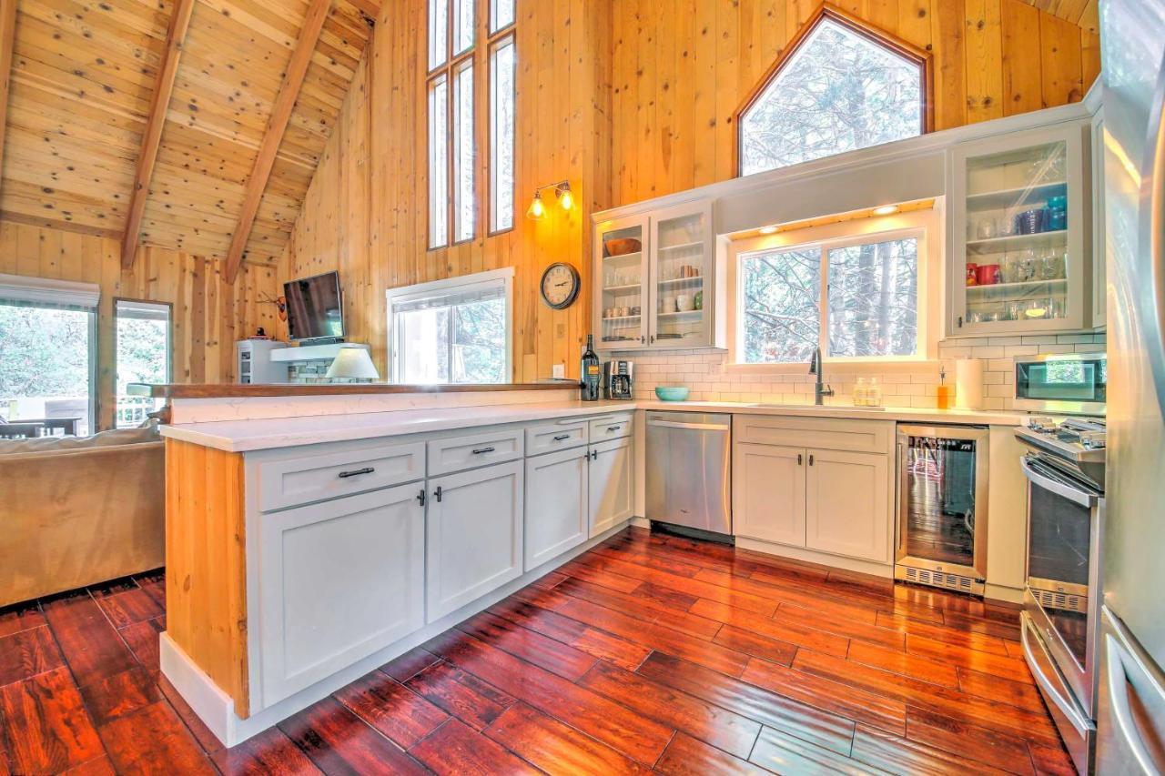 Gorgeous Lake Arrowhead Retreat Game Room And Deck Dış mekan fotoğraf